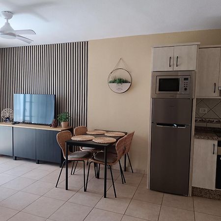 Greatly Located Apartment With Heated Pool, Los Cristianos Los Cristianos  Eksteriør bilde