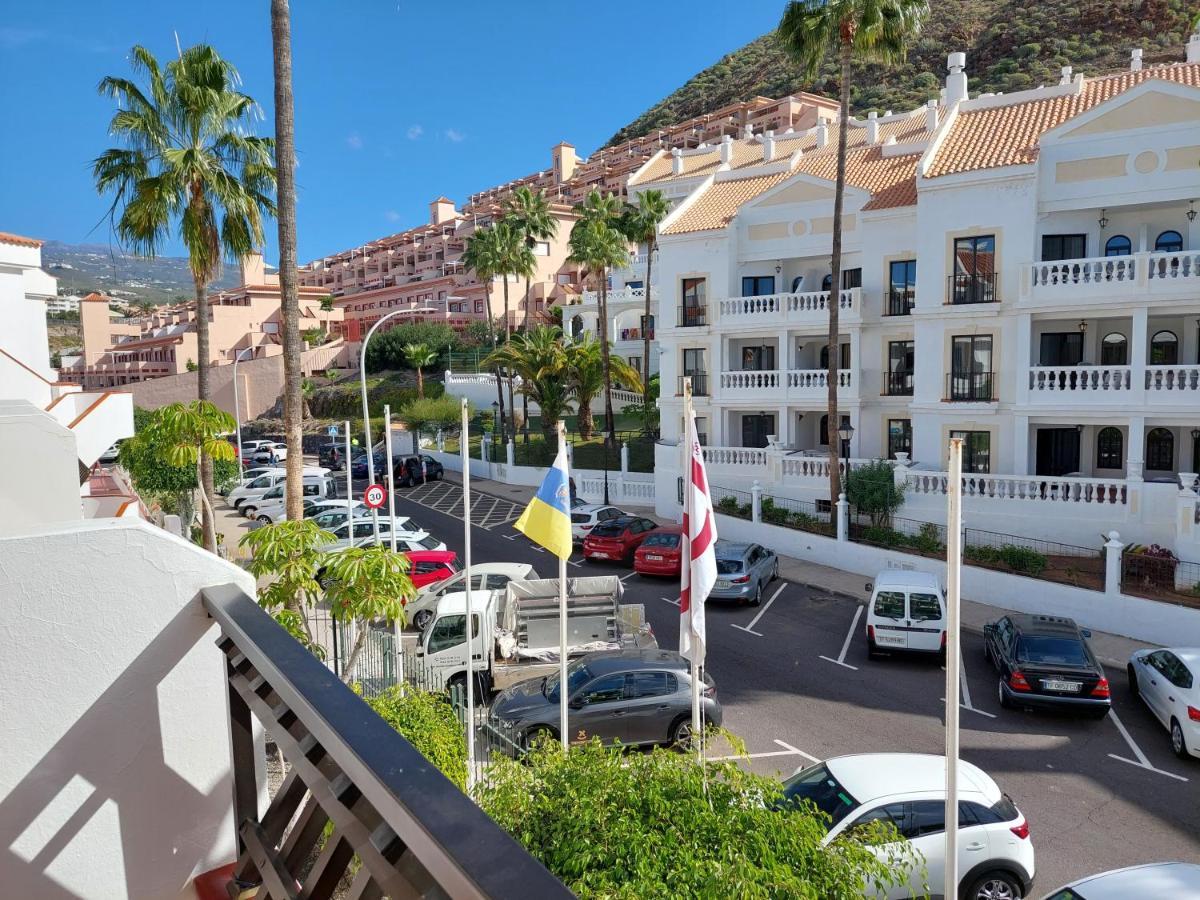Greatly Located Apartment With Heated Pool, Los Cristianos Los Cristianos  Eksteriør bilde
