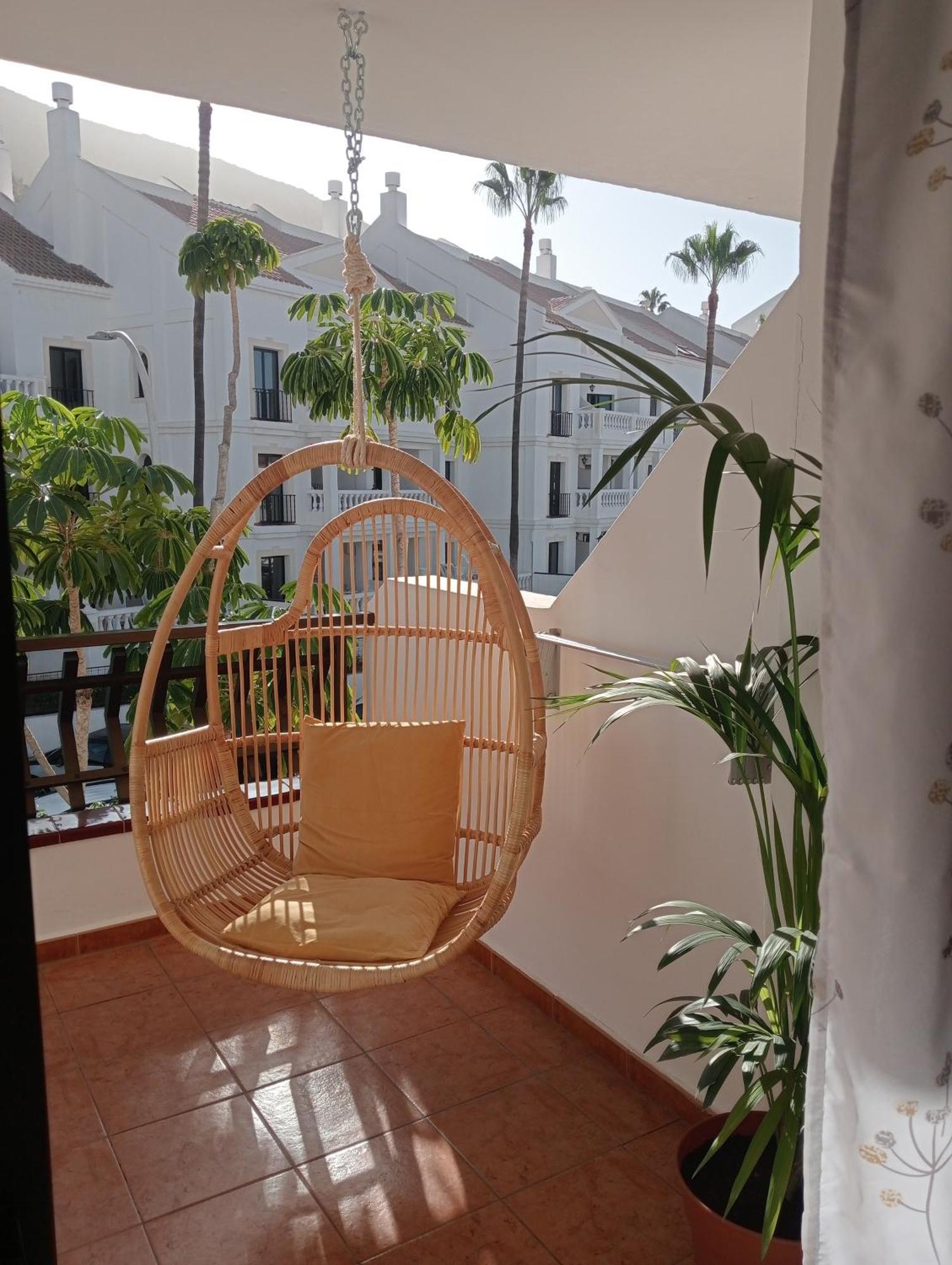 Greatly Located Apartment With Heated Pool, Los Cristianos Los Cristianos  Eksteriør bilde