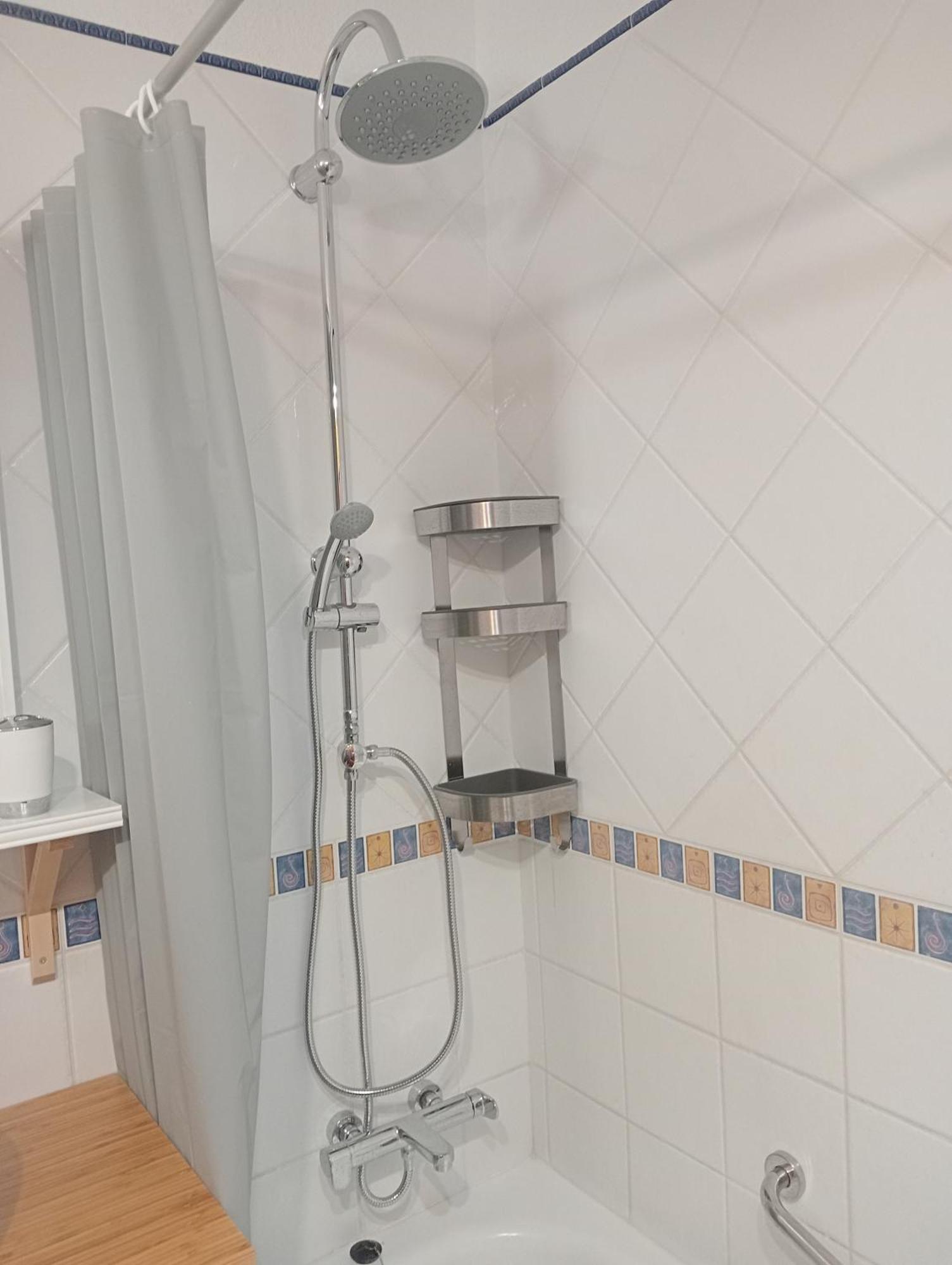 Greatly Located Apartment With Heated Pool, Los Cristianos Los Cristianos  Eksteriør bilde